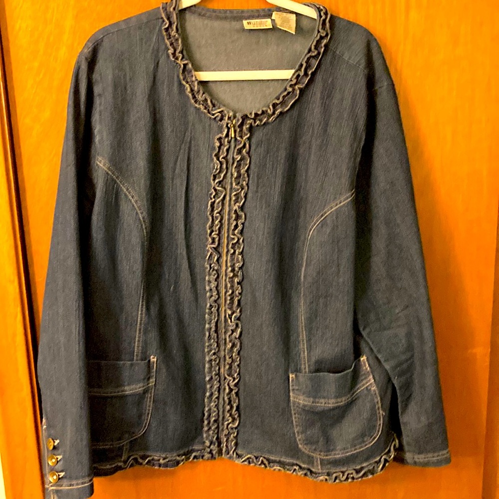 Units brand zip front denim jacket